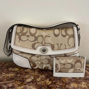 Coach Beige Small Shoulder Bag, EUC